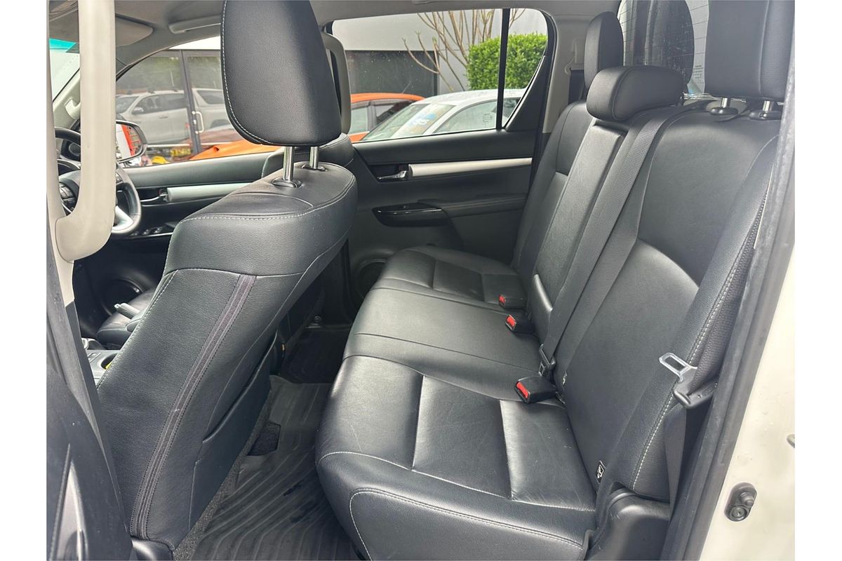 2016 Toyota Hilux SR5 GUN126R 4X4