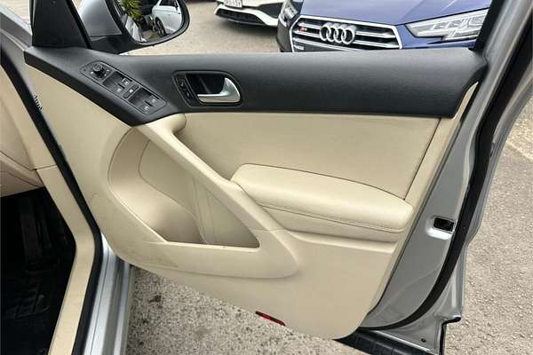 2013 Volkswagen Tiguan 103TDI Pacific 5N