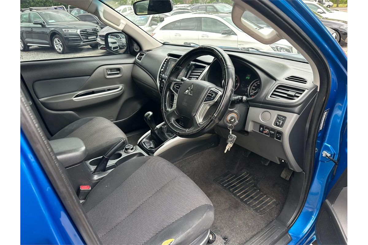 2016 Mitsubishi Triton GLS MQ 4X4