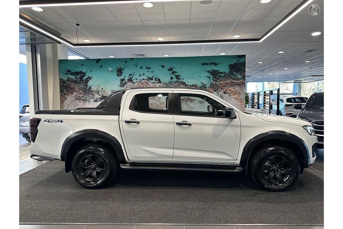 2025 Isuzu D-MAX X-TERRAIN 4X4