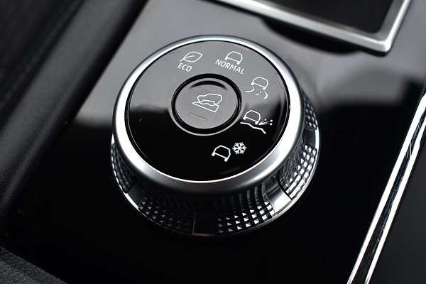 2023 Mitsubishi Outlander ES ZM