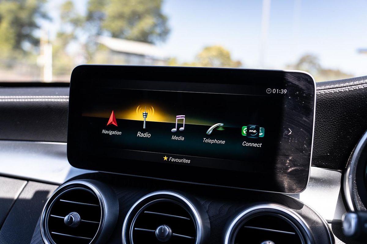 2019 Mercedes-Benz C-Class C200 S205