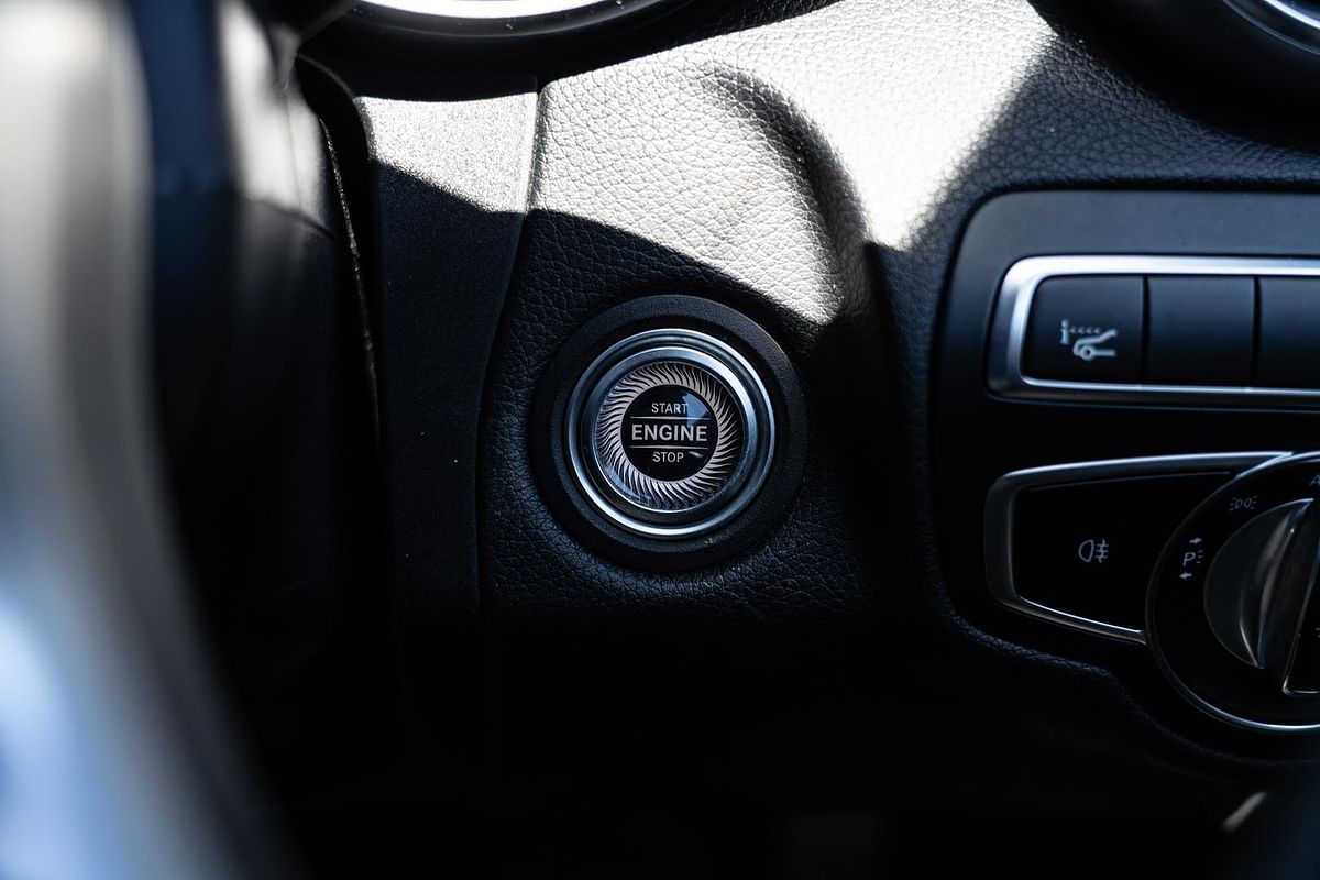 2019 Mercedes-Benz C-Class C200 S205