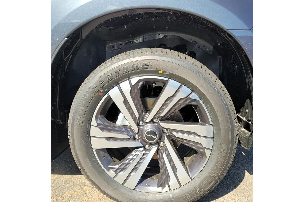 2025 Isuzu MU-X LS-T