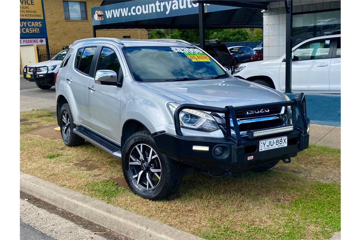 2020 Isuzu MU-X LS-T