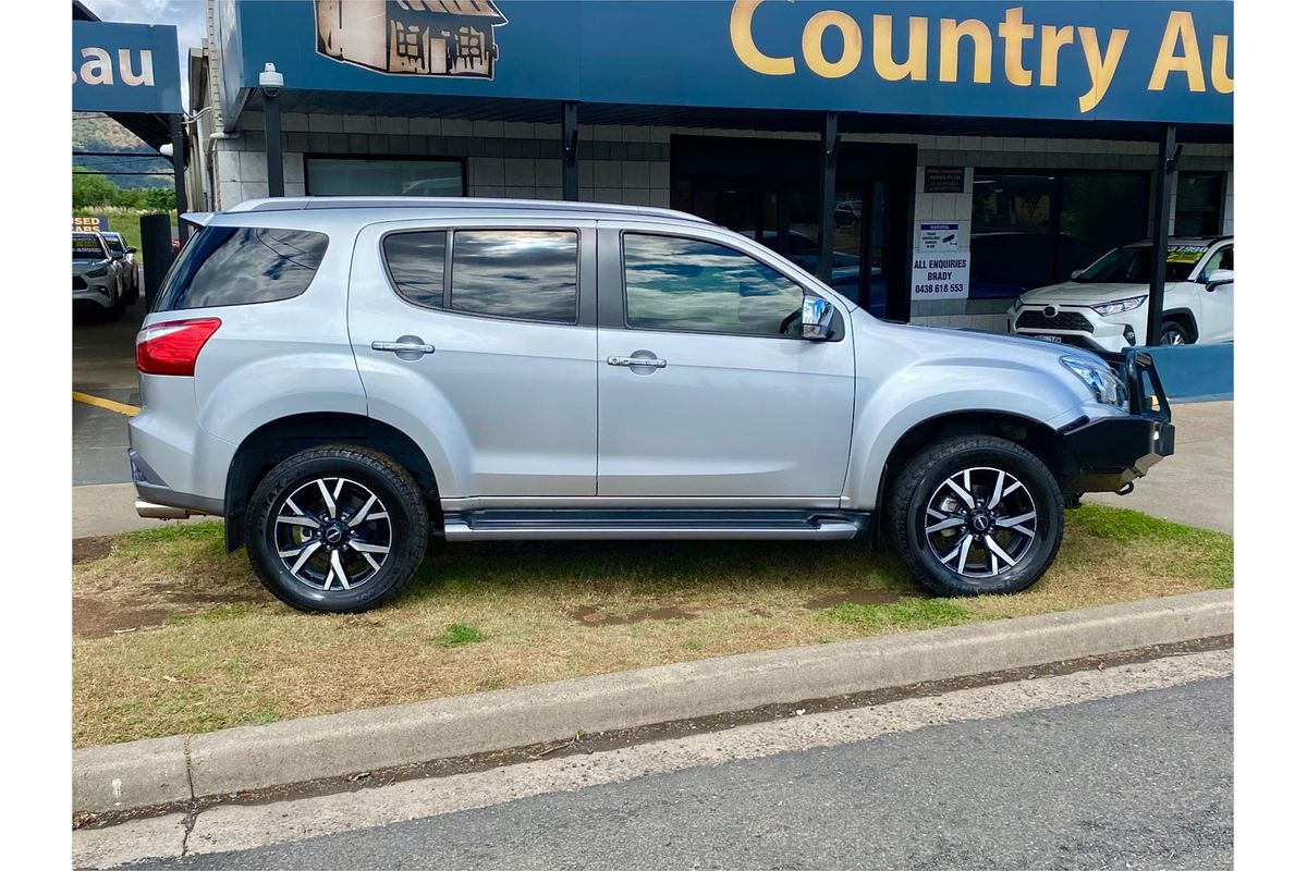 2020 Isuzu MU-X LS-T