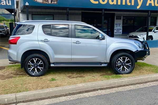 2020 Isuzu MU-X LS-T