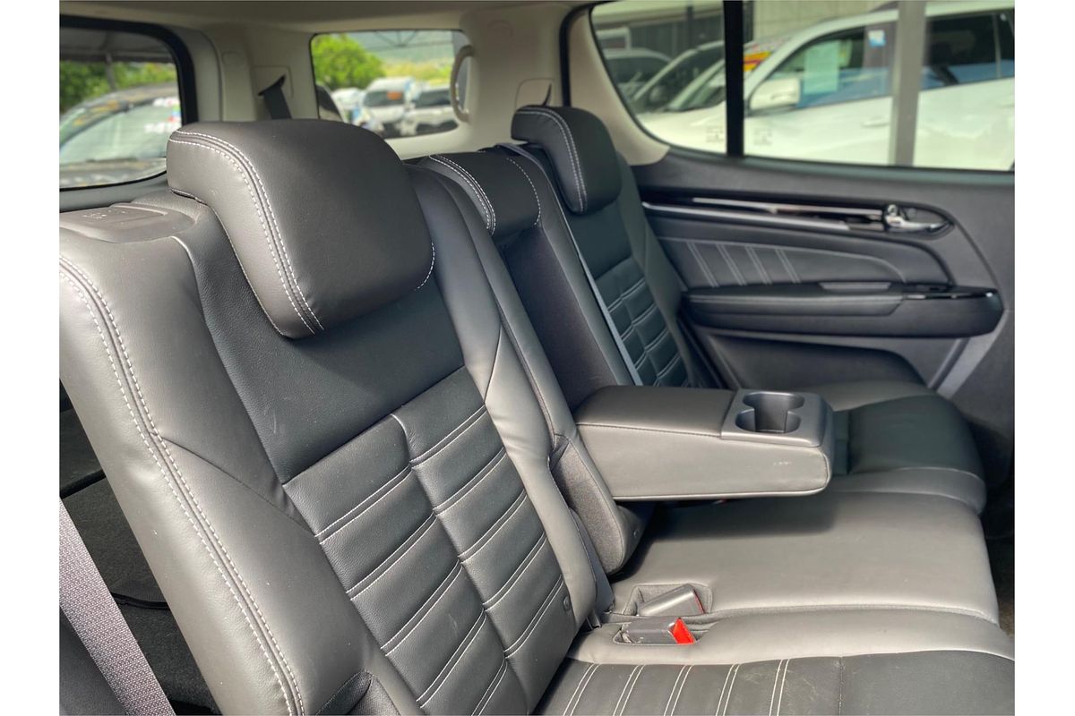 2020 Isuzu MU-X LS-T