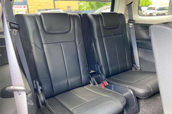 2020 Isuzu MU-X LS-T