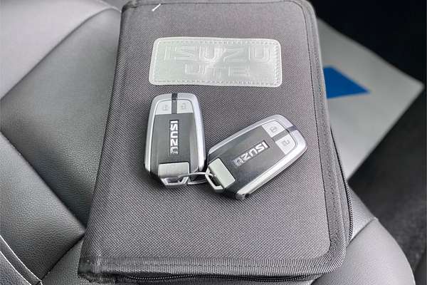 2020 Isuzu MU-X LS-T