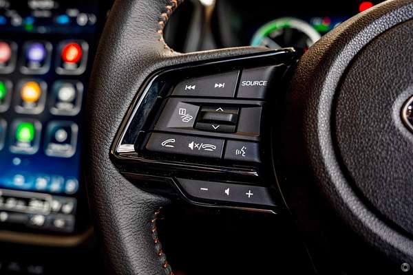 2025 Subaru Forester Hybrid Touring S6