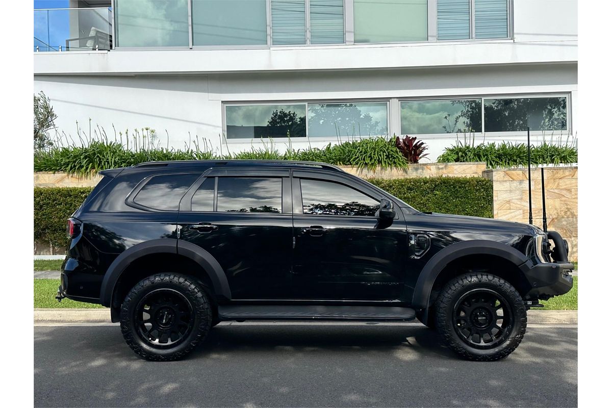 2022 Ford Everest Platinum 3.0L