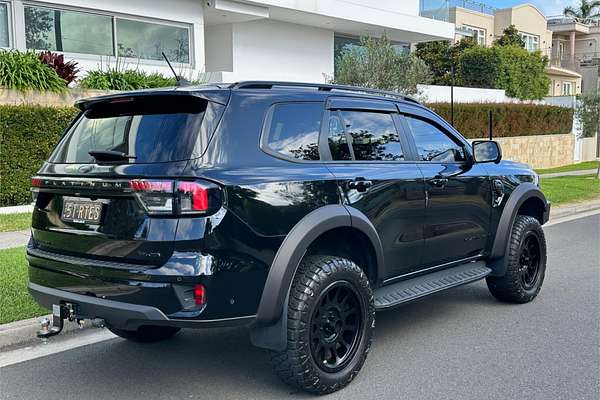 2022 Ford Everest Platinum 3.0L