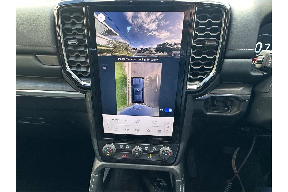 2022 Ford Everest Platinum 3.0L