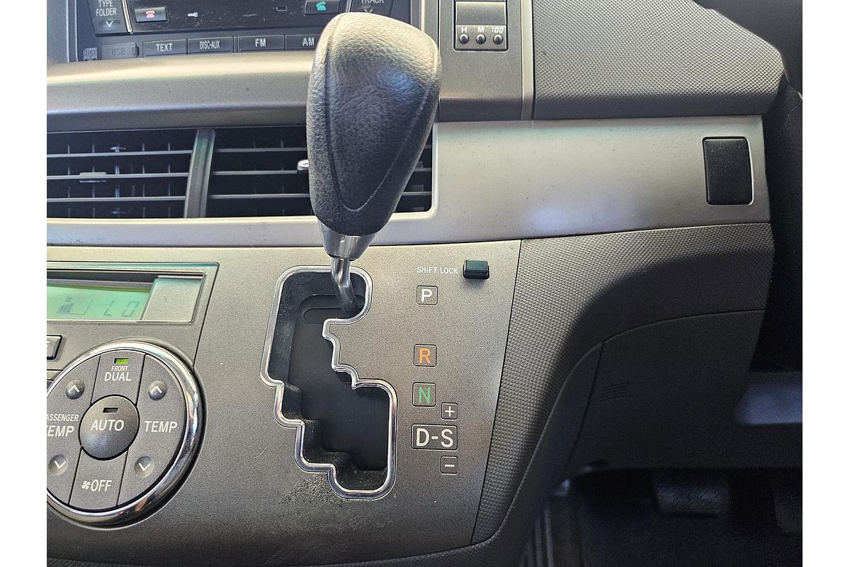 2010 Toyota Tarago GLi ACR50R