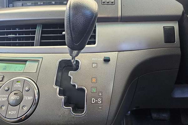 2010 Toyota Tarago GLi ACR50R