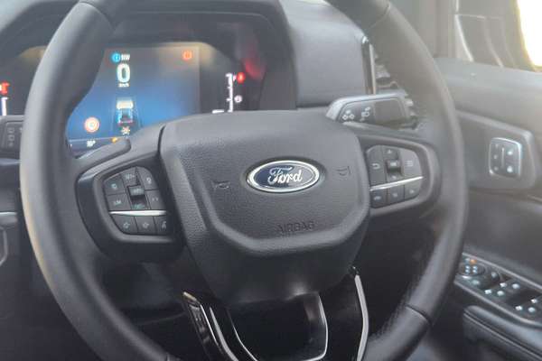 2025 Ford Everest Trend 2.0L