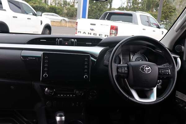 2021 Toyota Hilux SR5 GUN126R 4X4