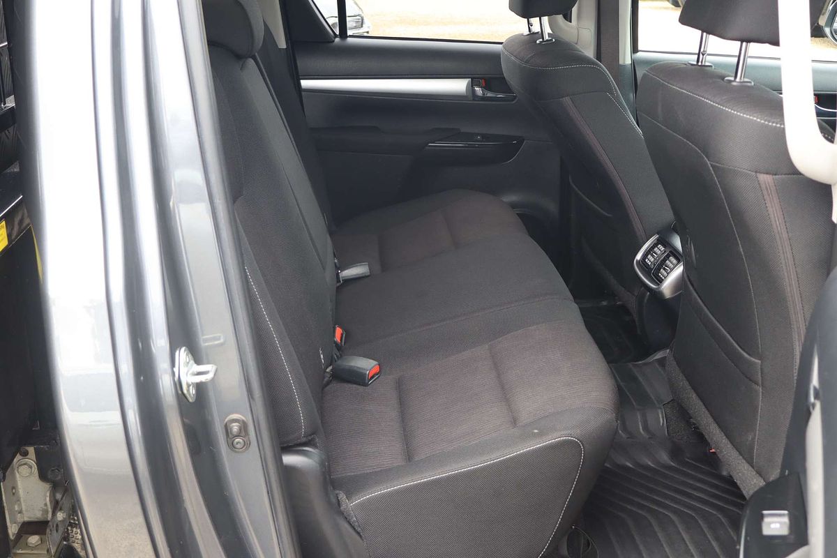 2021 Toyota Hilux SR5 GUN126R 4X4