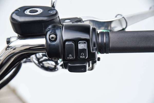 2011 Harley-Davidson SPOTSTER 883