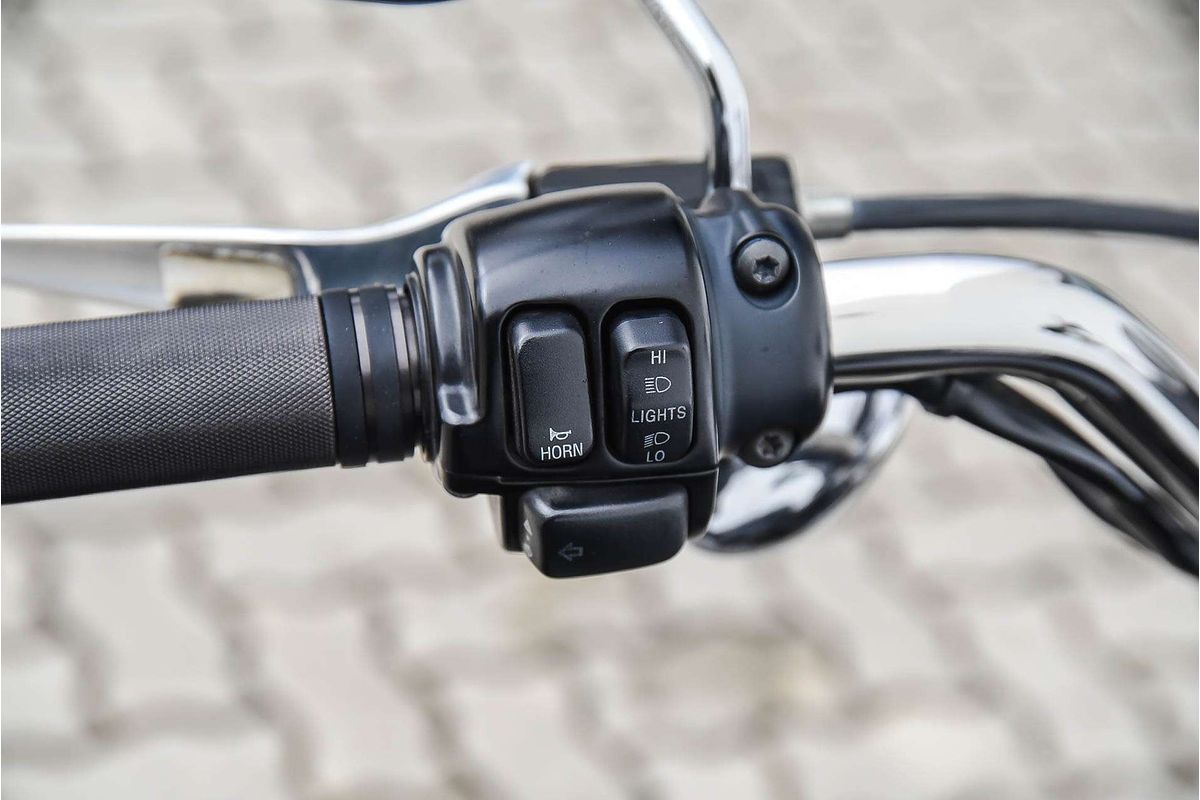 2011 Harley-Davidson SPOTSTER 883