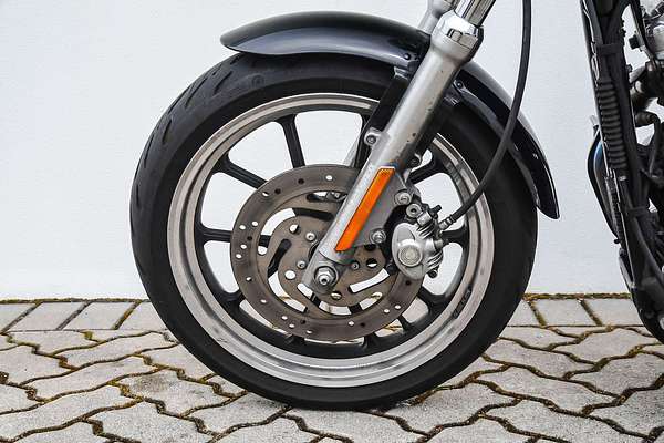 2011 Harley-Davidson SPOTSTER 883