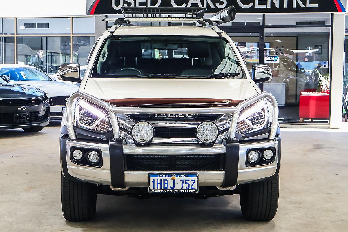 2020 Isuzu MU-X LS-T