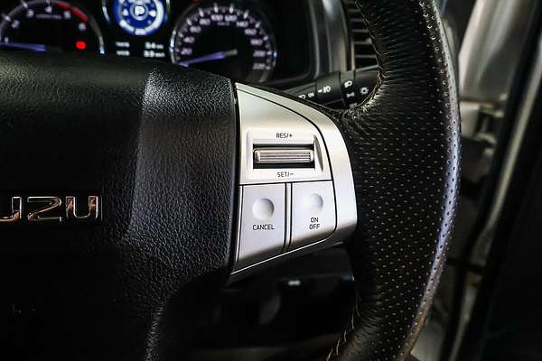 2020 Isuzu MU-X LS-T