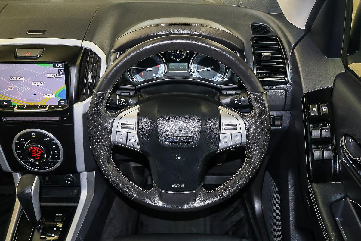 2020 Isuzu MU-X LS-T