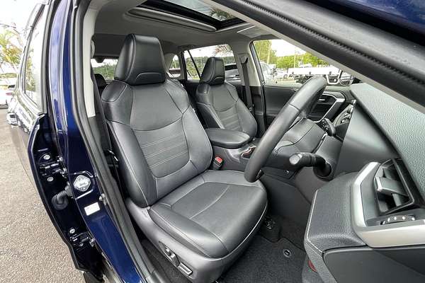 2022 Toyota RAV4 Cruiser AXAH52R