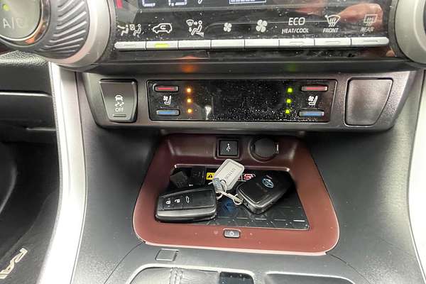 2022 Toyota RAV4 Cruiser AXAH52R