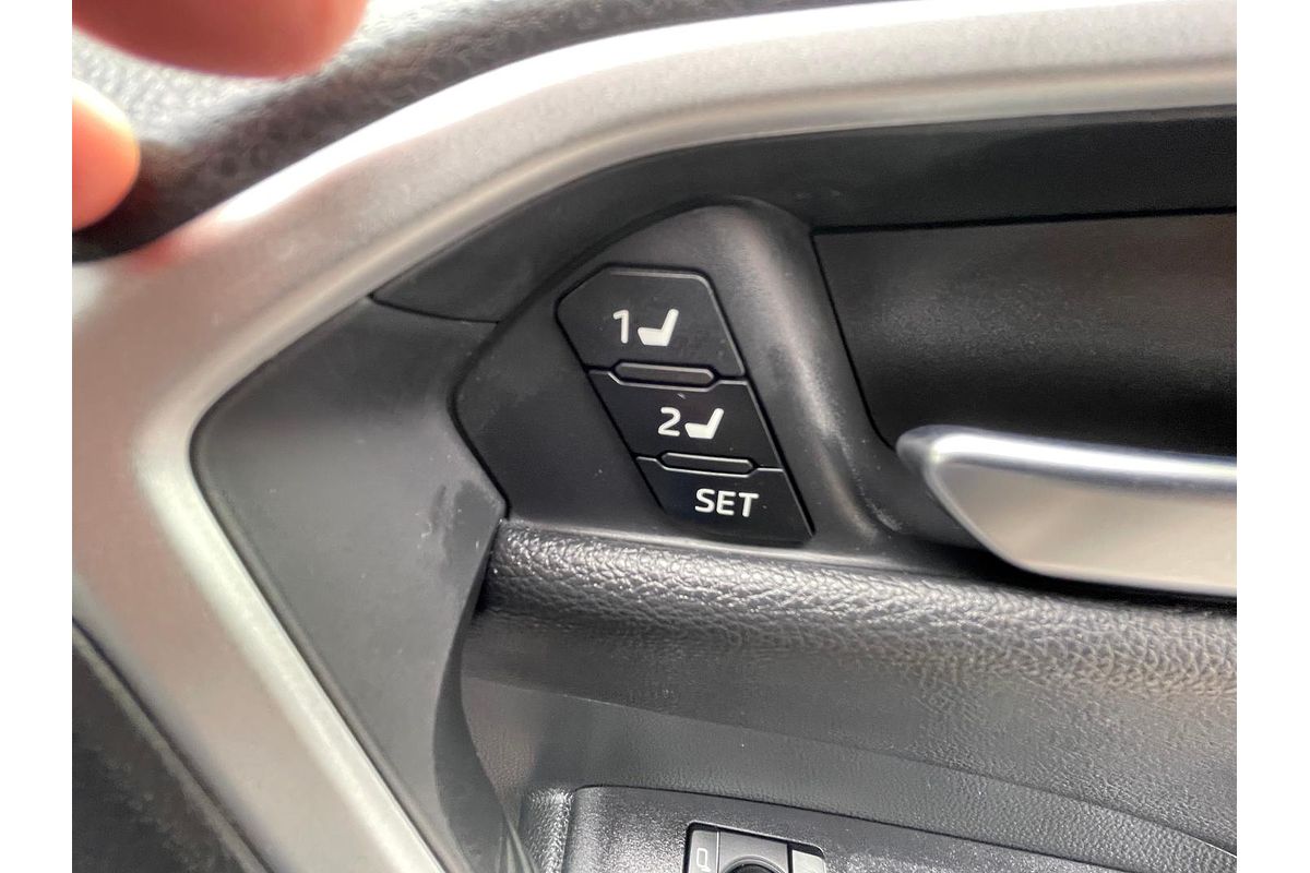 2022 Toyota RAV4 Cruiser AXAH52R