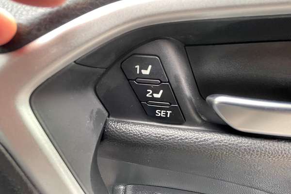 2022 Toyota RAV4 Cruiser AXAH52R