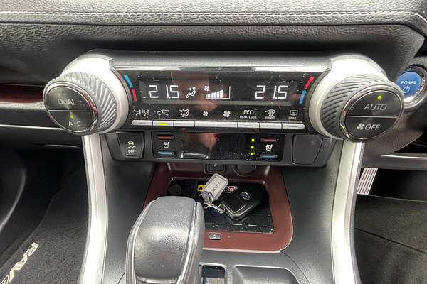 2022 Toyota RAV4 Cruiser AXAH52R