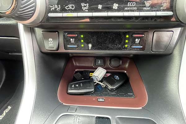 2022 Toyota RAV4 Cruiser AXAH52R