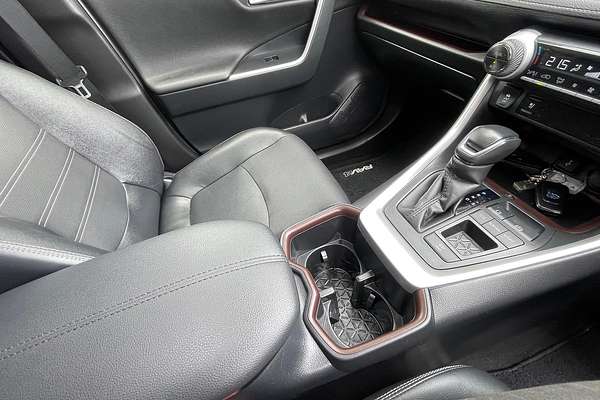 2022 Toyota RAV4 Cruiser AXAH52R