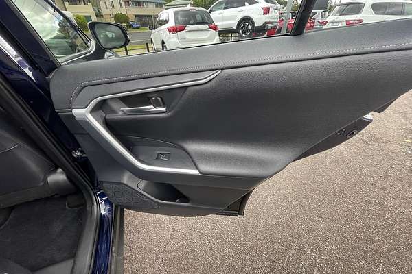 2022 Toyota RAV4 Cruiser AXAH52R