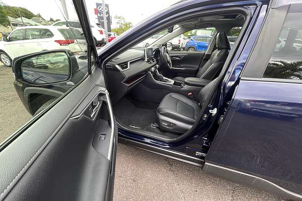 2022 Toyota RAV4 Cruiser AXAH52R