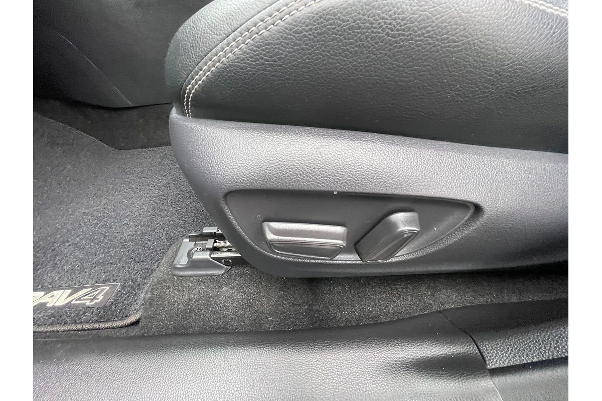 2022 Toyota RAV4 Cruiser AXAH52R