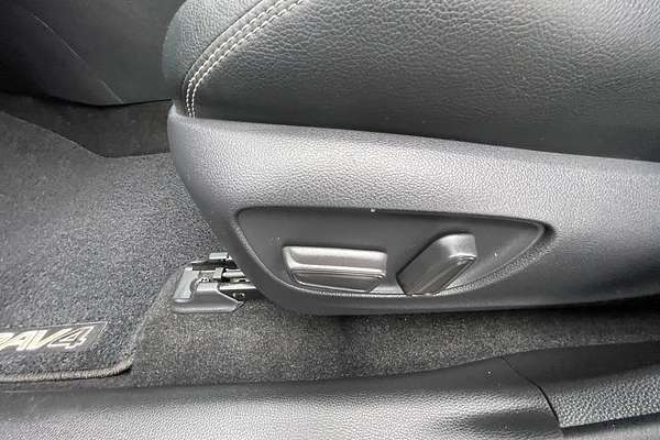 2022 Toyota RAV4 Cruiser AXAH52R