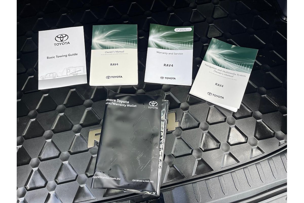 2022 Toyota RAV4 Cruiser AXAH52R