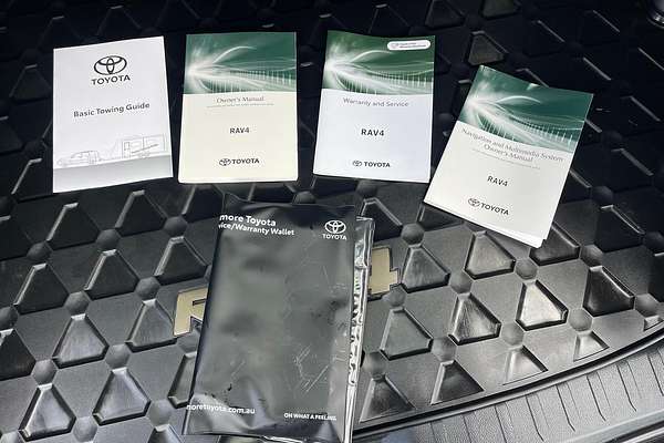 2022 Toyota RAV4 Cruiser AXAH52R