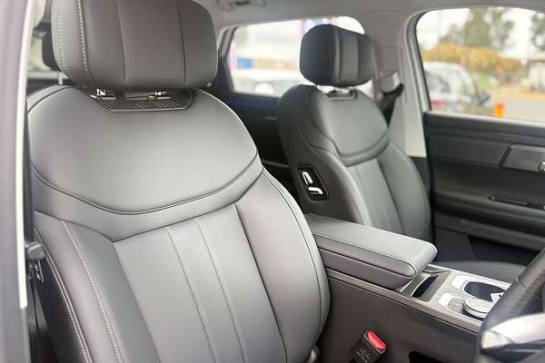 2025 Jaecoo J7 Track