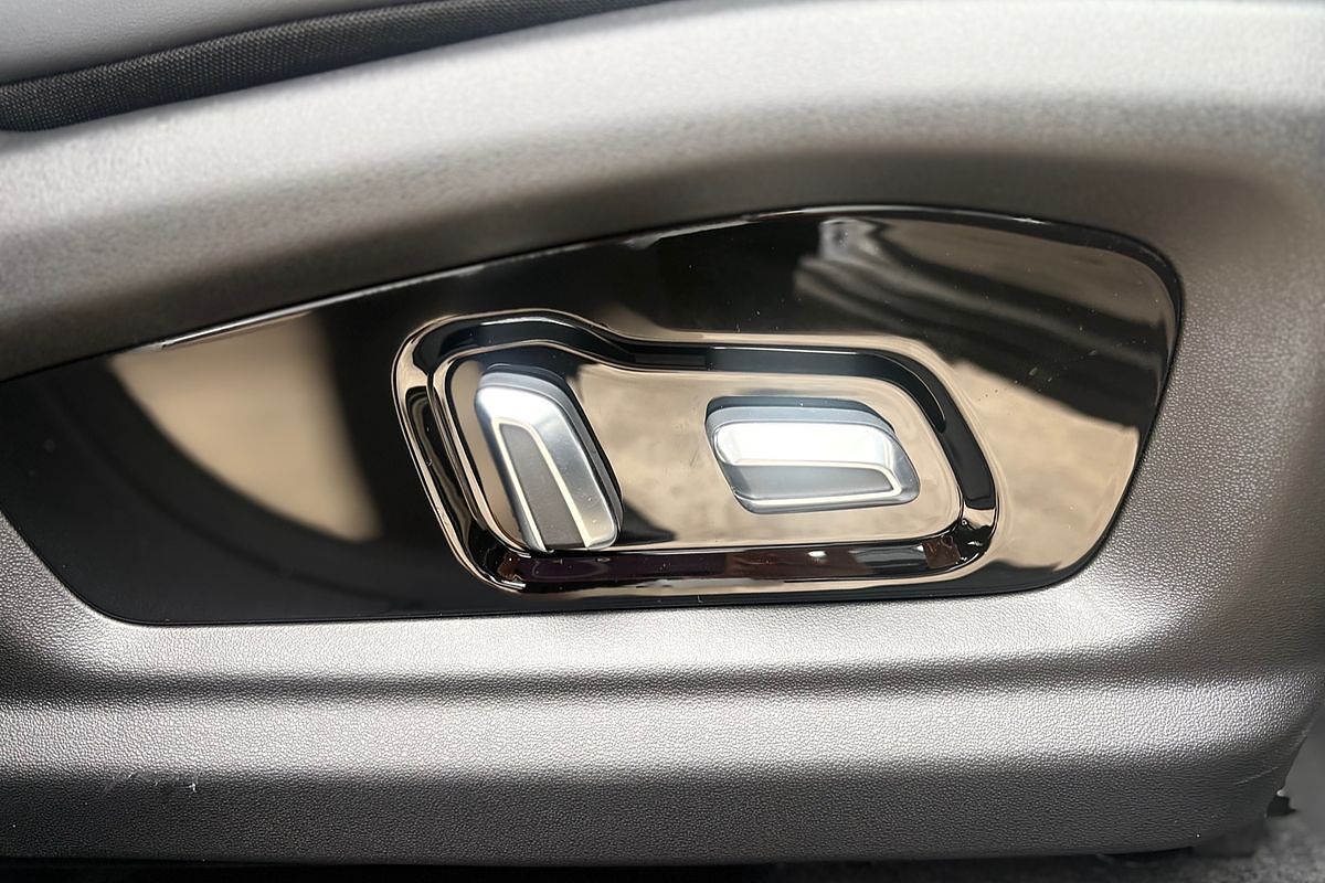 2025 Jaecoo J7 Track