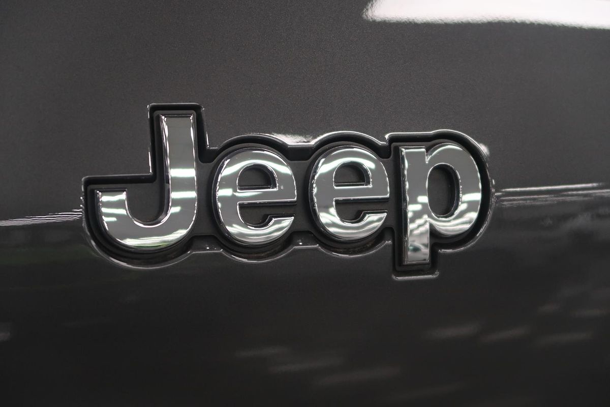 2023 Jeep Grand Cherokee Overland WL