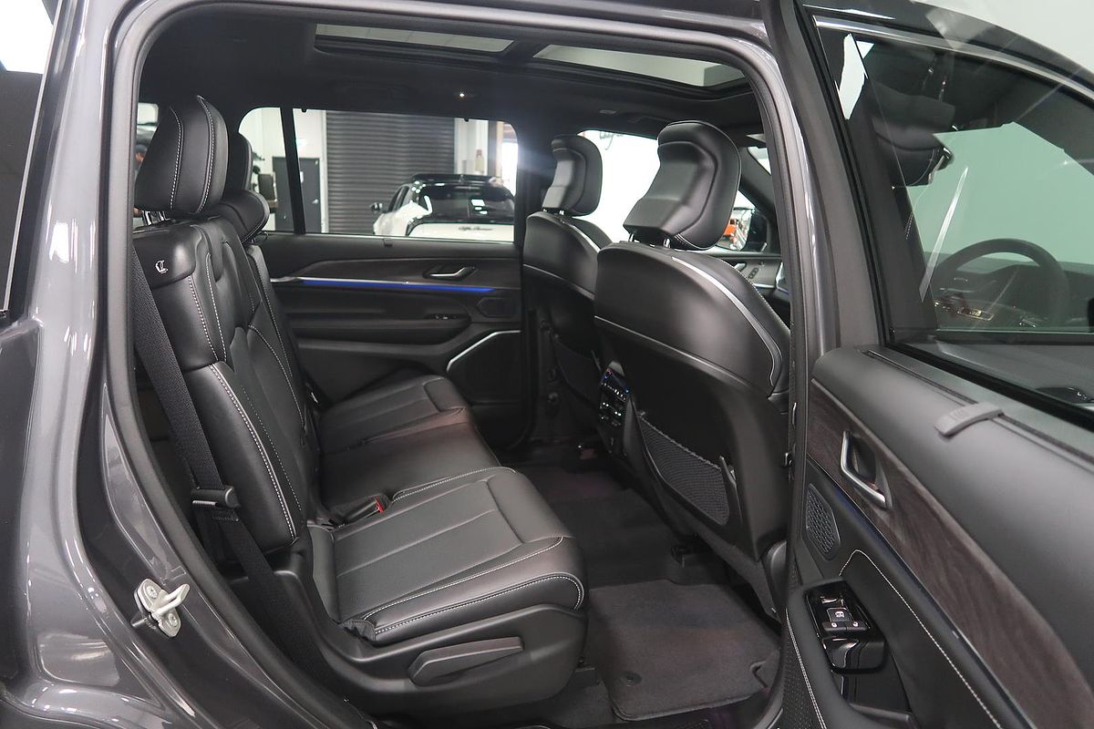 2023 Jeep Grand Cherokee Overland WL