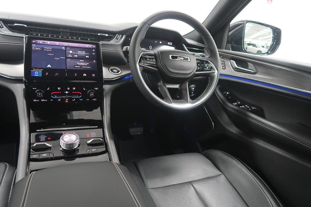 2023 Jeep Grand Cherokee Overland WL