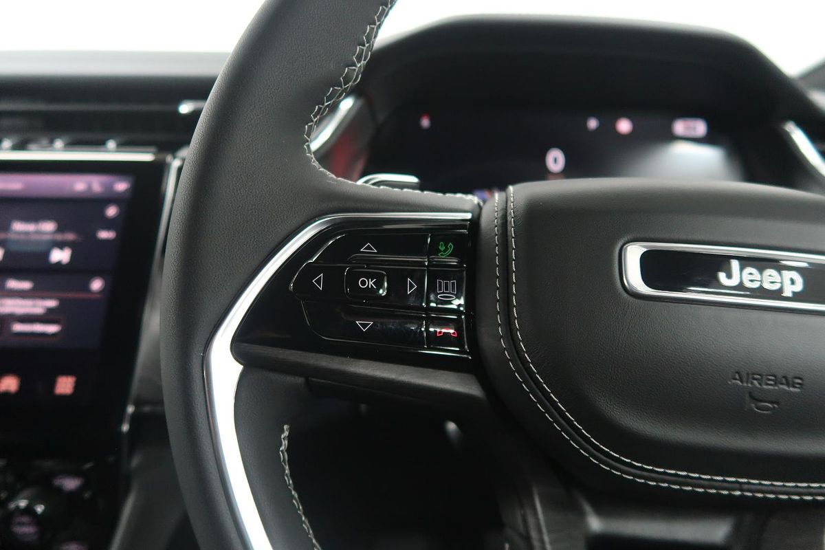 2023 Jeep Grand Cherokee Overland WL