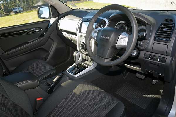 2021 Isuzu MU-X LS-U