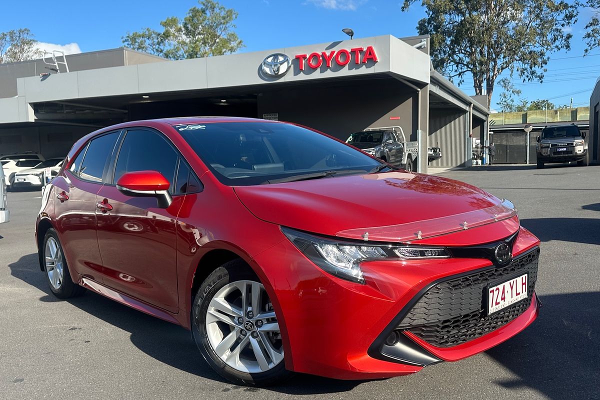 2018 Toyota Corolla Ascent Sport MZEA12R